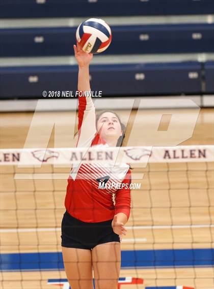 Thumbnail 3 in John Paul II vs. Centennial (Texas Open) photogallery.