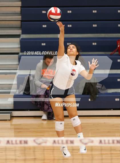 Thumbnail 3 in John Paul II vs. Centennial (Texas Open) photogallery.