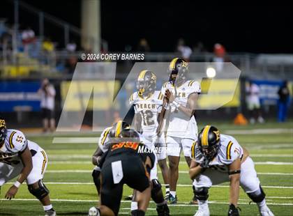 Thumbnail 2 in Northeast vs. Peach County photogallery.