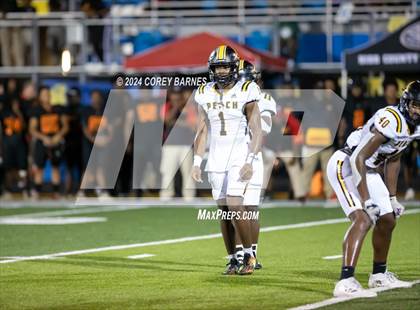Thumbnail 3 in Northeast vs. Peach County photogallery.