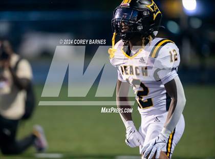 Thumbnail 2 in Northeast vs. Peach County photogallery.