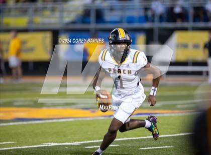 Thumbnail 2 in Northeast vs. Peach County photogallery.