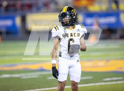 Thumbnail 3 in Northeast vs. Peach County photogallery.