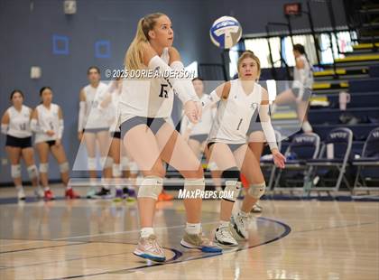 Thumbnail 1 in Oak Ridge @ Vista del Lago photogallery.