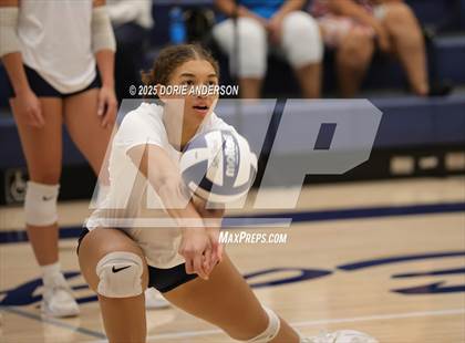 Thumbnail 2 in Oak Ridge @ Vista del Lago photogallery.