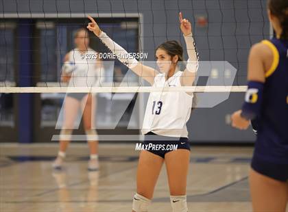 Thumbnail 2 in Oak Ridge @ Vista del Lago photogallery.