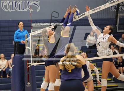 Thumbnail 2 in Oak Ridge @ Vista del Lago photogallery.