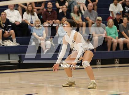 Thumbnail 3 in Oak Ridge @ Vista del Lago photogallery.