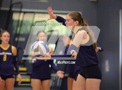 Thumbnail 1 in Oak Ridge @ Vista del Lago photogallery.
