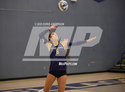 Thumbnail 2 in Oak Ridge @ Vista del Lago photogallery.