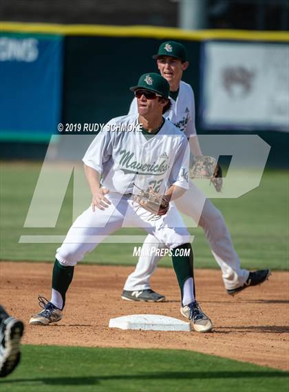 Thumbnail 3 in Santa Fe Christian @ La Costa Canyon (North County Conference Tournament) photogallery.