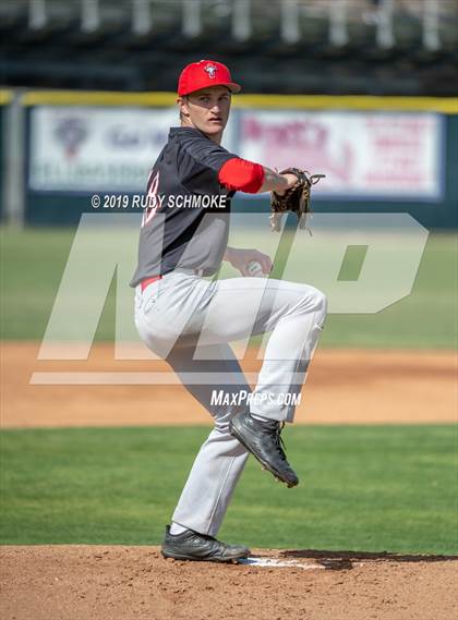 Thumbnail 3 in Santa Fe Christian @ La Costa Canyon (North County Conference Tournament) photogallery.