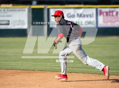 Thumbnail 2 in Santa Fe Christian @ La Costa Canyon (North County Conference Tournament) photogallery.