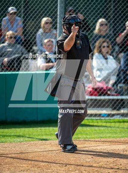 Thumbnail 2 in Santa Fe Christian @ La Costa Canyon (North County Conference Tournament) photogallery.