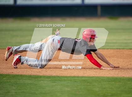 Thumbnail 1 in Santa Fe Christian @ La Costa Canyon (North County Conference Tournament) photogallery.