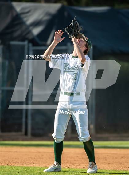 Thumbnail 2 in Santa Fe Christian @ La Costa Canyon (North County Conference Tournament) photogallery.