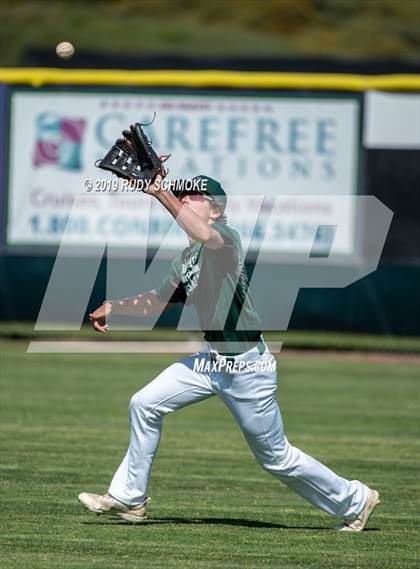 Thumbnail 2 in Santa Fe Christian @ La Costa Canyon (North County Conference Tournament) photogallery.