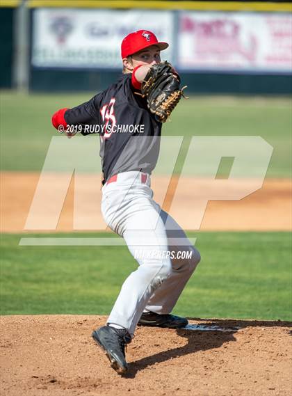Thumbnail 3 in Santa Fe Christian @ La Costa Canyon (North County Conference Tournament) photogallery.