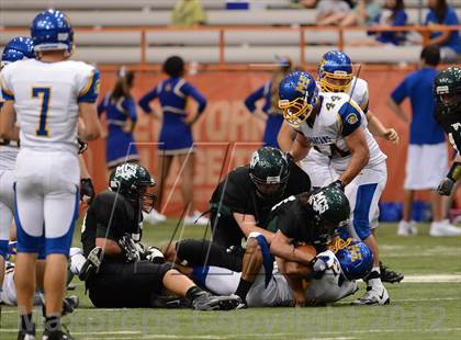 Thumbnail 3 in Marcellus @ Maine-Endwell (Kickoff Classic) photogallery.