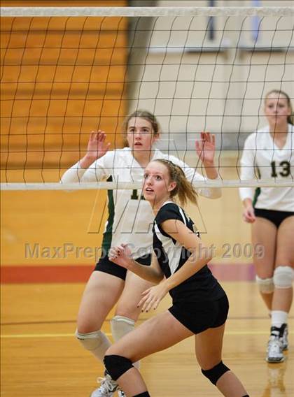 Thumbnail 1 in Mountain Vista vs. Arapahoe (Eaglecrest Invitational) photogallery.