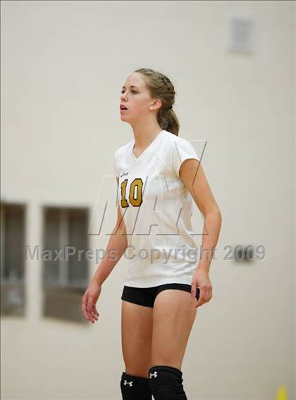 Thumbnail 2 in Mountain Vista vs. Arapahoe (Eaglecrest Invitational) photogallery.