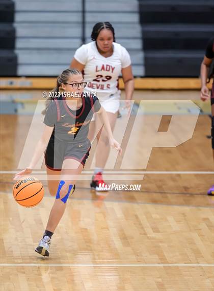 Thumbnail 2 in Lumberton vs. Red Springs (2023 Robeson County Shootout) photogallery.
