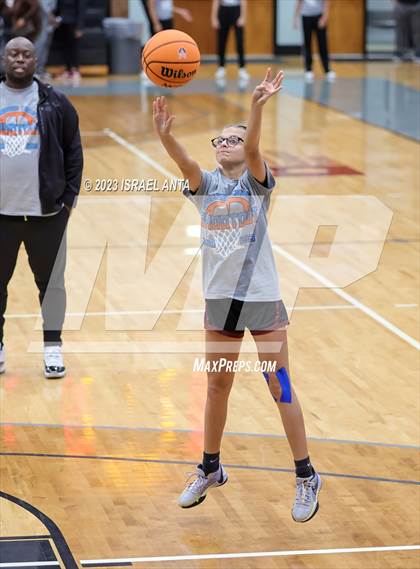Thumbnail 3 in Lumberton vs. Red Springs (2023 Robeson County Shootout) photogallery.