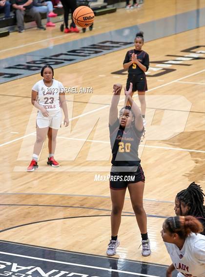 Thumbnail 3 in Lumberton vs. Red Springs (2023 Robeson County Shootout) photogallery.