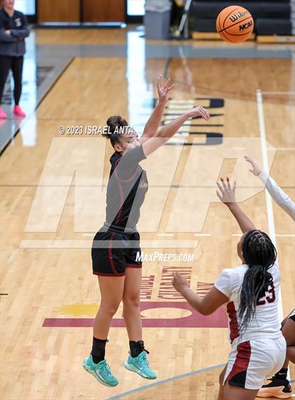 Thumbnail 3 in Lumberton vs. Red Springs (2023 Robeson County Shootout) photogallery.