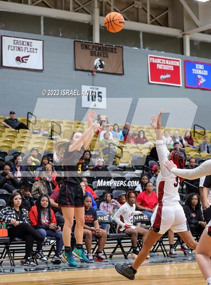 Thumbnail 2 in Lumberton vs. Red Springs (2023 Robeson County Shootout) photogallery.