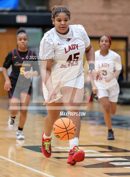 Thumbnail 3 in Lumberton vs. Red Springs (2023 Robeson County Shootout) photogallery.