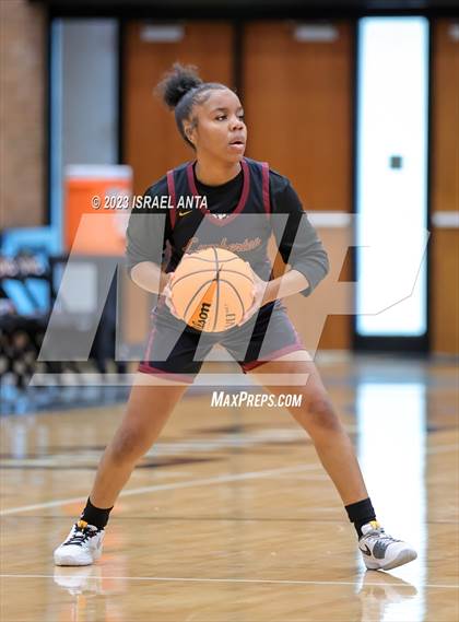 Thumbnail 2 in Lumberton vs. Red Springs (2023 Robeson County Shootout) photogallery.
