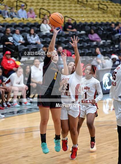 Thumbnail 1 in Lumberton vs. Red Springs (2023 Robeson County Shootout) photogallery.
