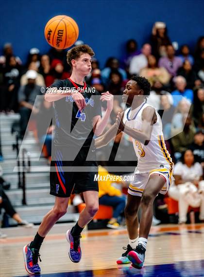 Thumbnail 1 in Folsom vs. Grant (Fortune Showcase) photogallery.