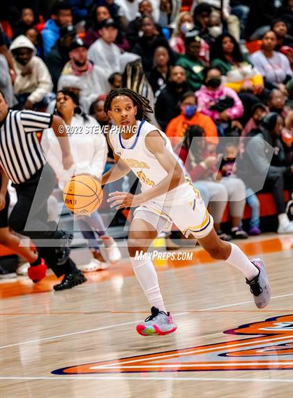 Thumbnail 1 in Folsom vs. Grant (Fortune Showcase) photogallery.
