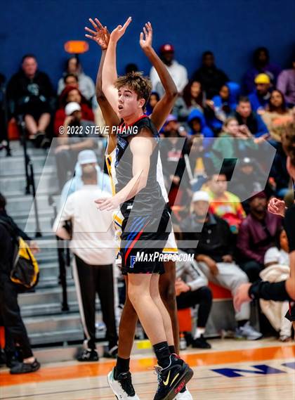 Thumbnail 3 in Folsom vs. Grant (Fortune Showcase) photogallery.