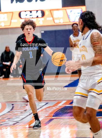 Thumbnail 2 in Folsom vs. Grant (Fortune Showcase) photogallery.