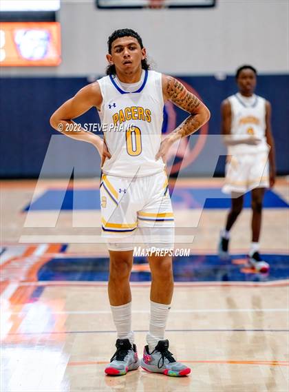 Thumbnail 1 in Folsom vs. Grant (Fortune Showcase) photogallery.