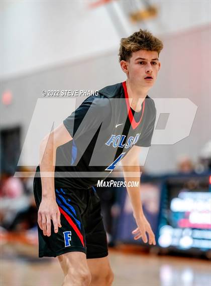 Thumbnail 2 in Folsom vs. Grant (Fortune Showcase) photogallery.