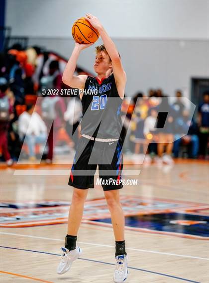 Thumbnail 1 in Folsom vs. Grant (Fortune Showcase) photogallery.