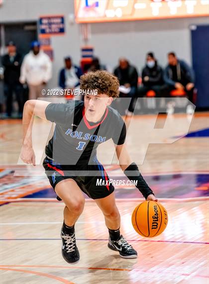 Thumbnail 1 in Folsom vs. Grant (Fortune Showcase) photogallery.