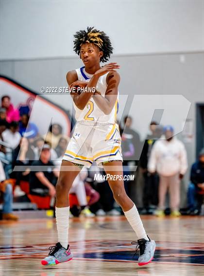 Thumbnail 3 in Folsom vs. Grant (Fortune Showcase) photogallery.