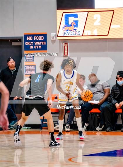 Thumbnail 3 in Folsom vs. Grant (Fortune Showcase) photogallery.
