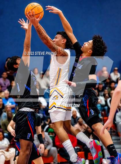 Thumbnail 2 in Folsom vs. Grant (Fortune Showcase) photogallery.