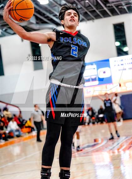 Thumbnail 2 in Folsom vs. Grant (Fortune Showcase) photogallery.