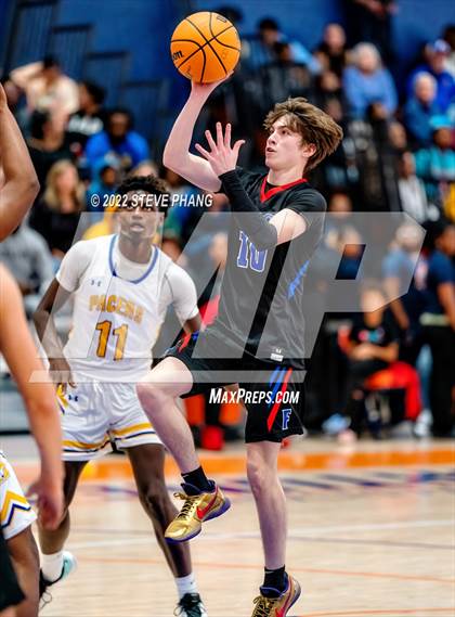 Thumbnail 1 in Folsom vs. Grant (Fortune Showcase) photogallery.