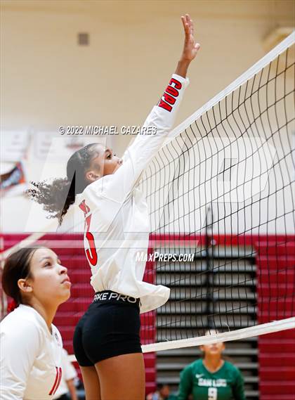 Thumbnail 1 in San Luis @ Maricopa photogallery.