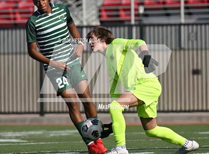 Thumbnail 1 in Harvard-Westlake vs. De La Salle (SoCal Soccer Showcase) photogallery.