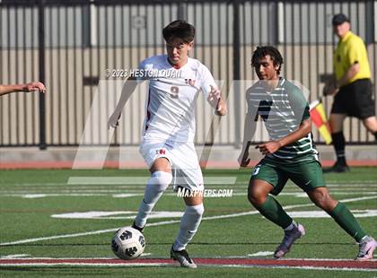 Thumbnail 2 in Harvard-Westlake vs. De La Salle (SoCal Soccer Showcase) photogallery.