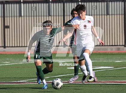 Thumbnail 3 in Harvard-Westlake vs. De La Salle (SoCal Soccer Showcase) photogallery.